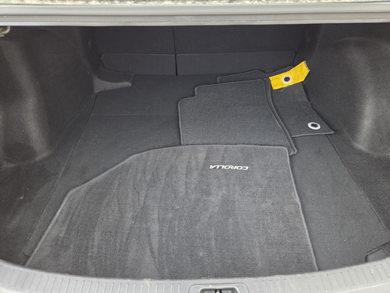 2021 Toyota Corolla Blue Mont-Laurier - photo #6