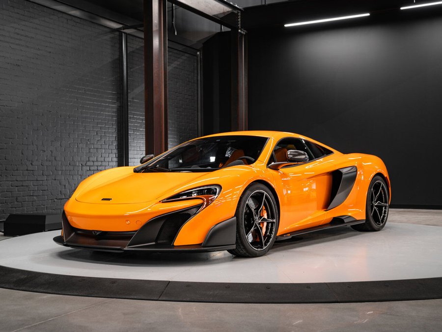 2016 McLaren 675LT 2016