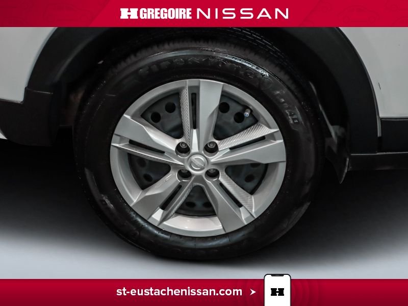 2024 Nissan Kicks White Laval - photo #13