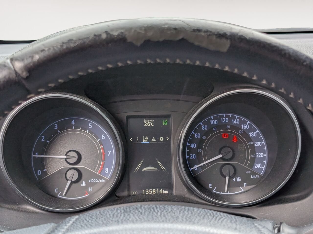Toyota Corolla iM BASE/SIÈGES CHAUFFANTS/CAMÉRA DE RECUL/BLUETOOTH/AC 2018 Blanc Sherbrooke - photo #16