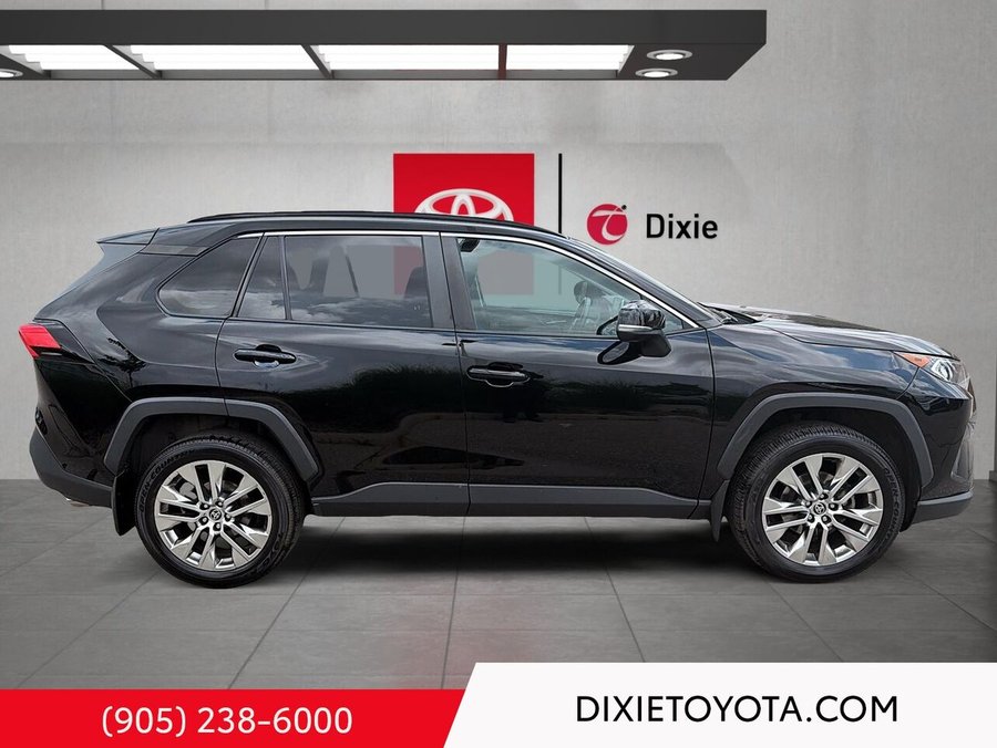 2021 Toyota RAV4 2021 Midnight Black Metallic