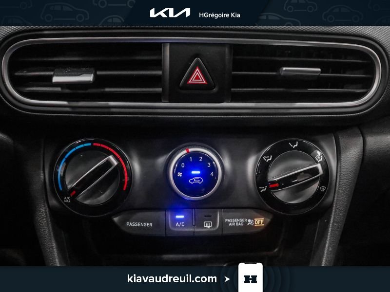 Hyundai Kona KA8114 | 2.0L Preferred TA 2021 Argent Laval - photo #21