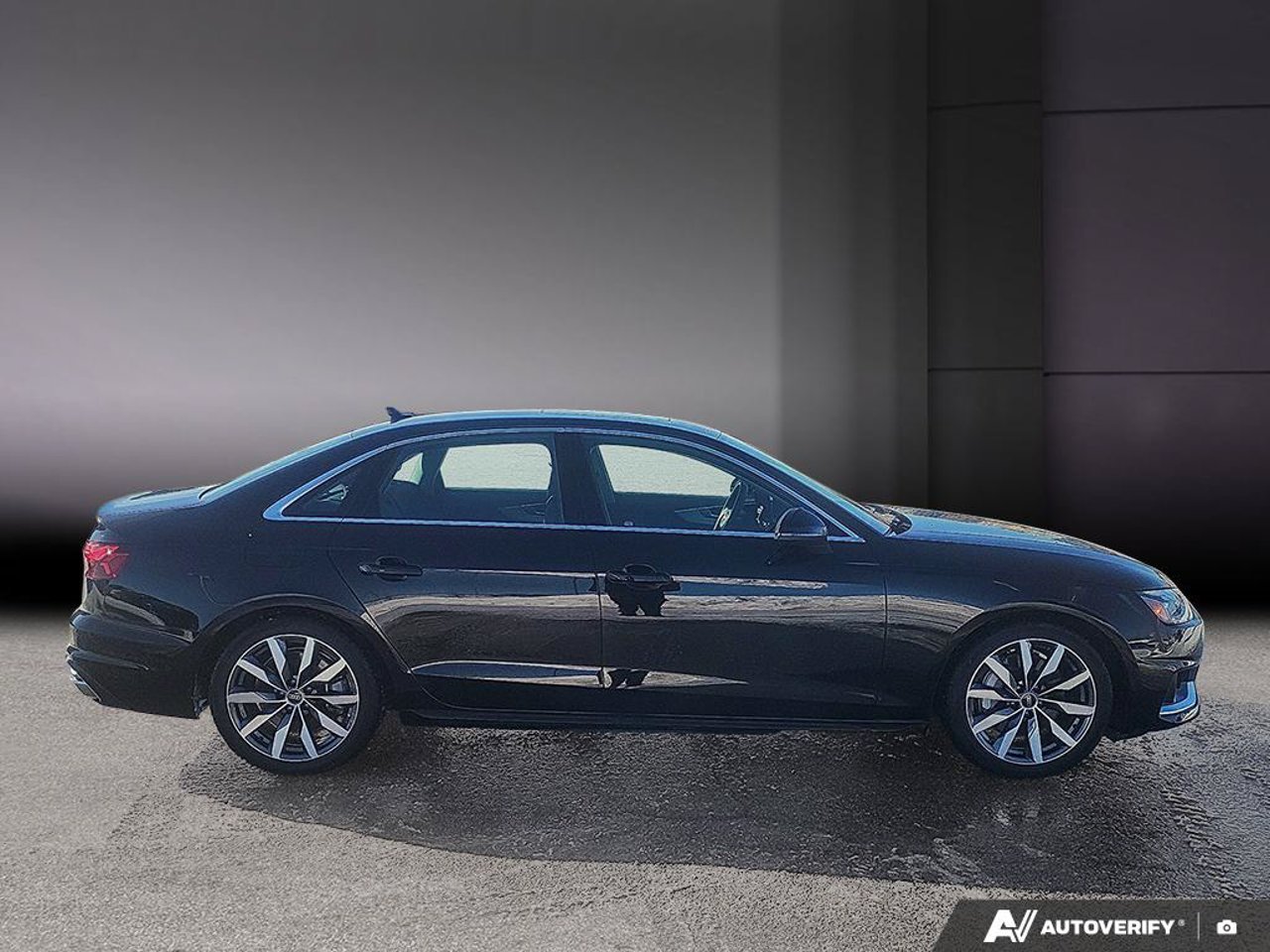 Audi A4 Sedan WAUAAAF4XRN011957 2024 Noir Mirabel - photo #5