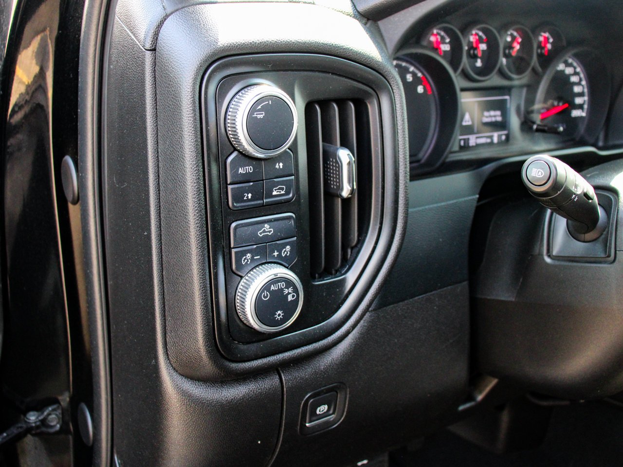 2024 GMC Sierra 1500 4WD Crew Cab 147 Pro Black Sherwood Park - photo #16