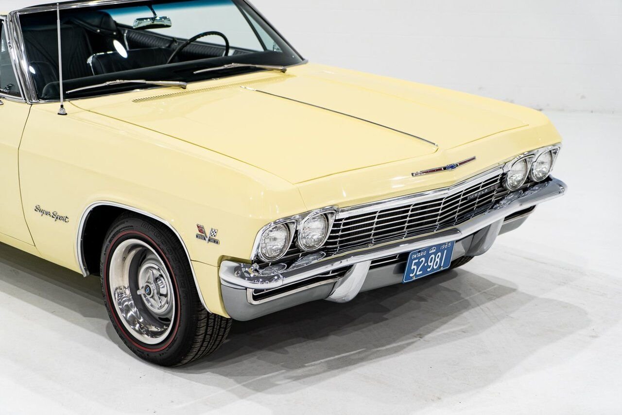 1965 Chevrolet Impala SS *PRIX EN USD* 396/325HP 4spd frame off restoration Yellow Montreal - photo #62