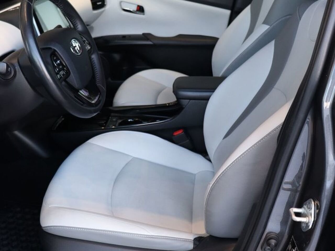 2021 Toyota Prius Prime VIN JTDKAMFP4M3168682 Grey Baie-Comeau - photo #7
