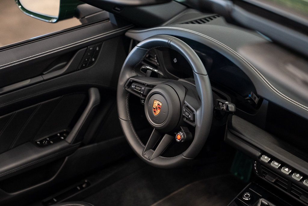 Porsche 911 Targa 4 GTS \\ No luxury TAX 2026 Vert Kirkland - photo #10