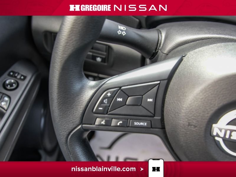 2024 Nissan Kicks Grey Laval - photo #15