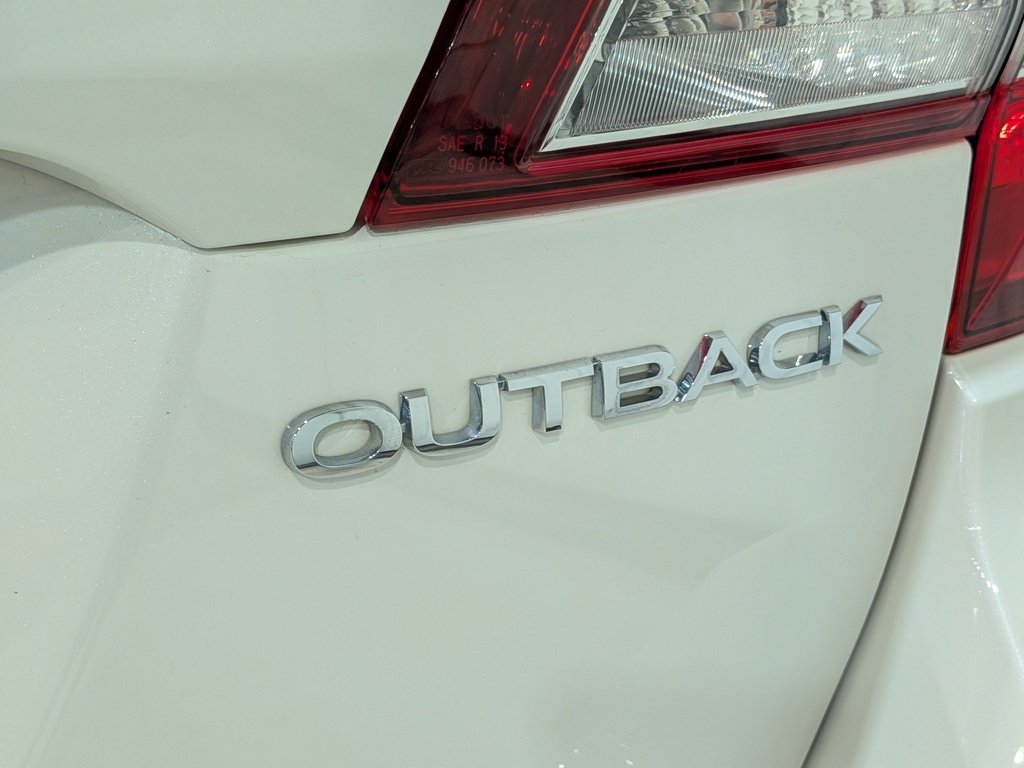 Subaru Outback 5dr Wgn CVT 2.5i Limited w/Tech Pkg 2017 Blanc Val-David - photo #40