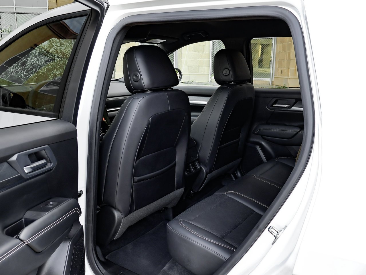 2026 GMC Terrain AWD 4dr Elevation White Sherwood Park - photo #26