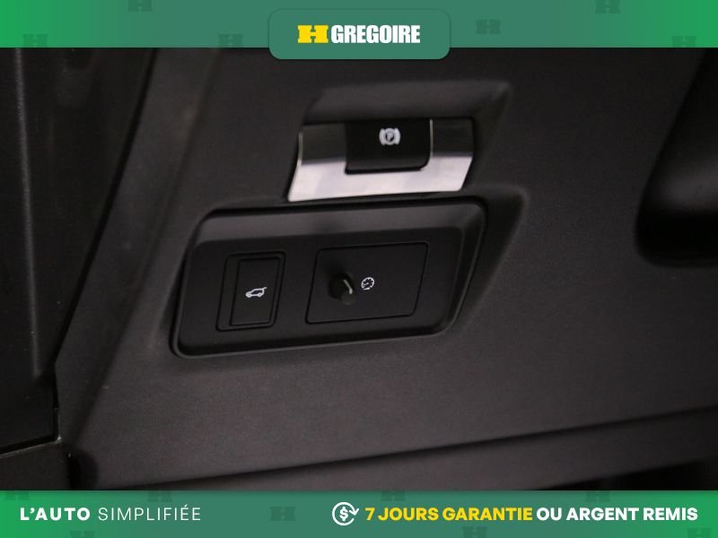 2023 Land Rover Range Rover Evoque Beige Saint-Eustache - photo #16