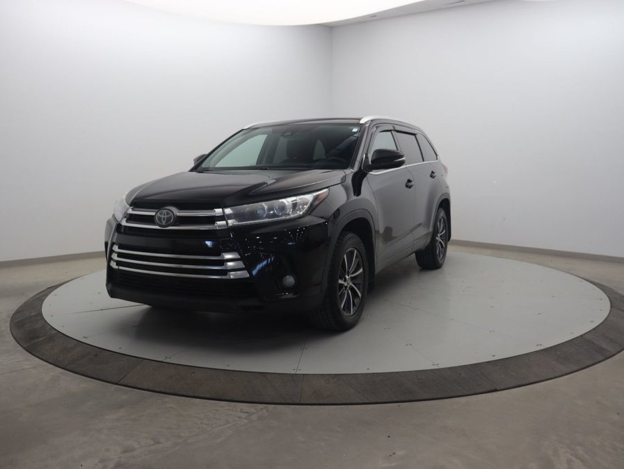 2017 Toyota Highlander 2017 Black