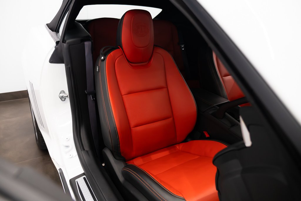 2011 Chevrolet Camaro 2dr Conv 2SS | PRICE IN USD | 14 of 50 White Kirkland - photo #22