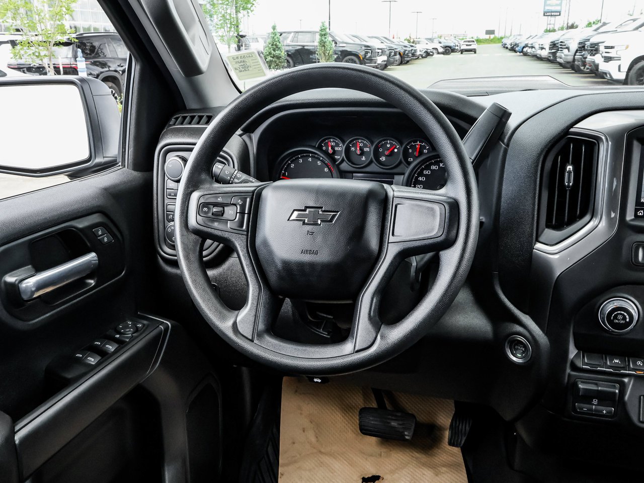 2025 Chevrolet Silverado 1500 4WD Crew Cab 147 Custom Trail Boss White Sherwood Park - photo #17