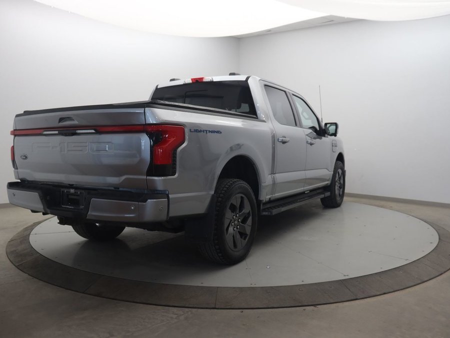 2023 Ford F-150 Lightning 2023 Black