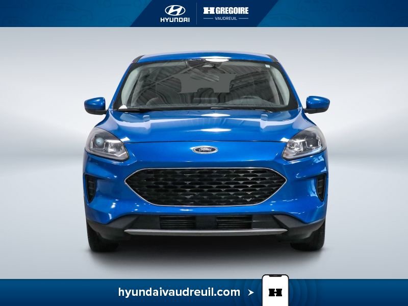 2021 Ford Escape Blue Laval - photo #2