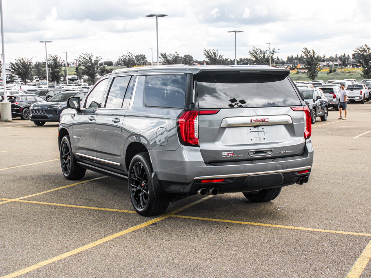 2022 GMC Yukon XL 4WD 4dr Denali Grey Sherwood Park - photo #5