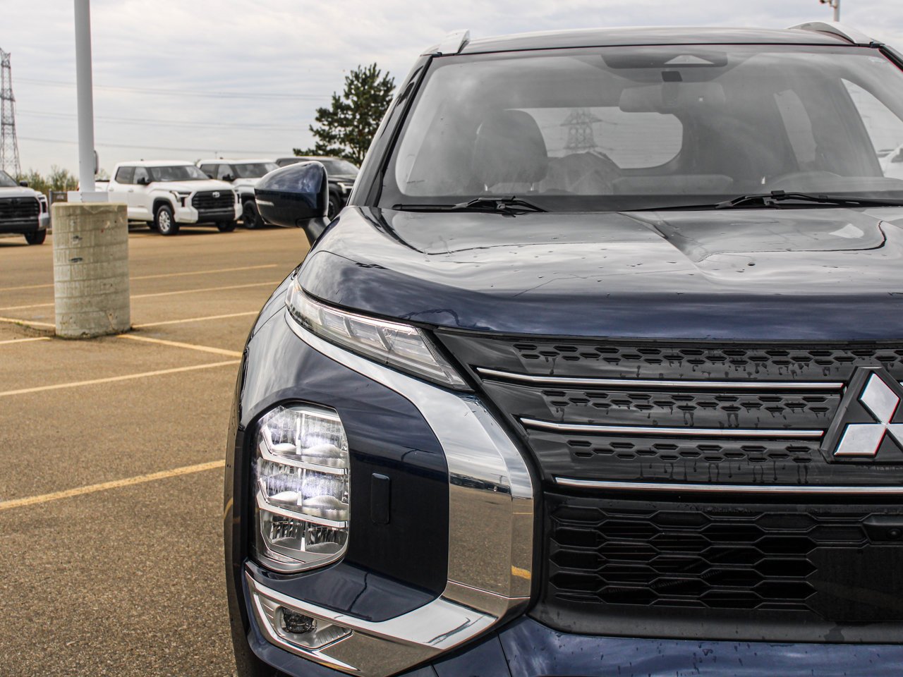 2024 Mitsubishi Outlander GT S-AWC Blue Sherwood Park - photo #10