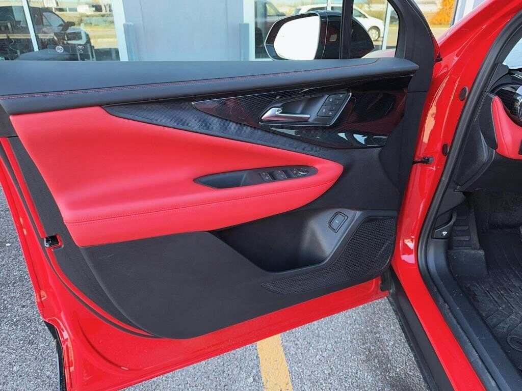 2024 Chevrolet Blazer EV VIN 3GNKDCRJ1RS272452 Red Chicoutimi - photo #8