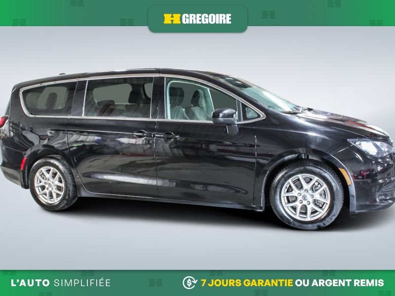 2024 Chrysler Grand Caravan Black Blainville - photo #10