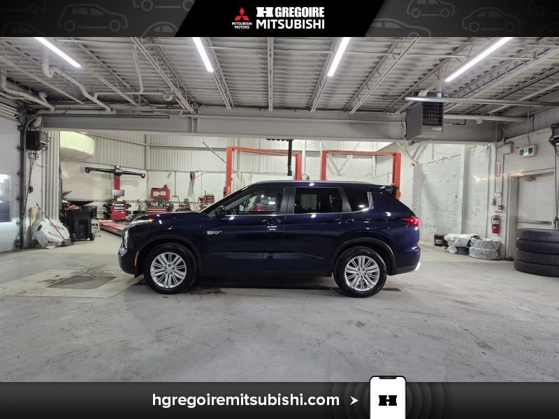 2025 Mitsubishi Outlander Plug-In Hybrid Blue Laval - photo #4