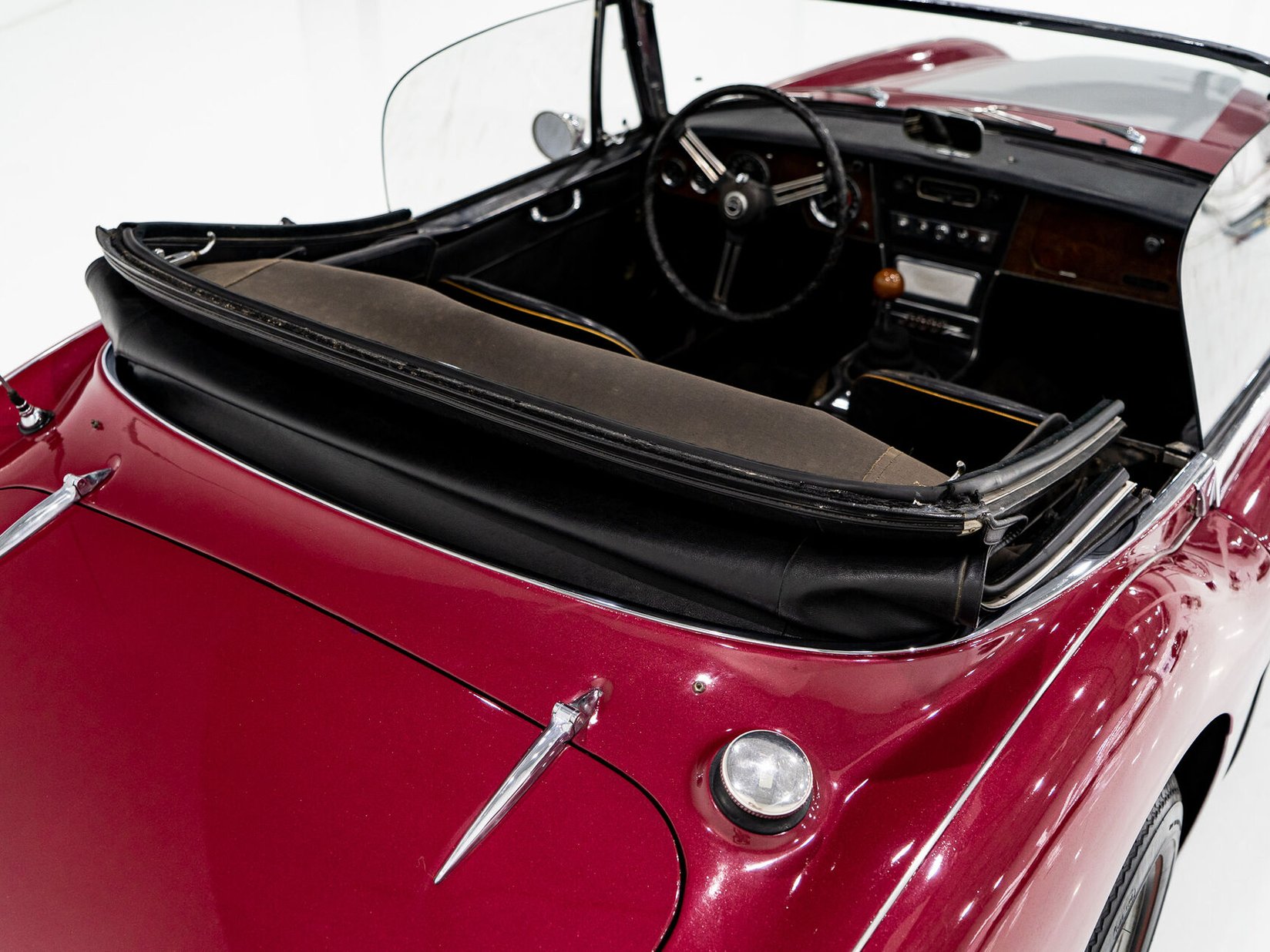 1960 Austin Healey 3000MKIII Project Car **PRIX EN USD** Red Montreal - photo #46