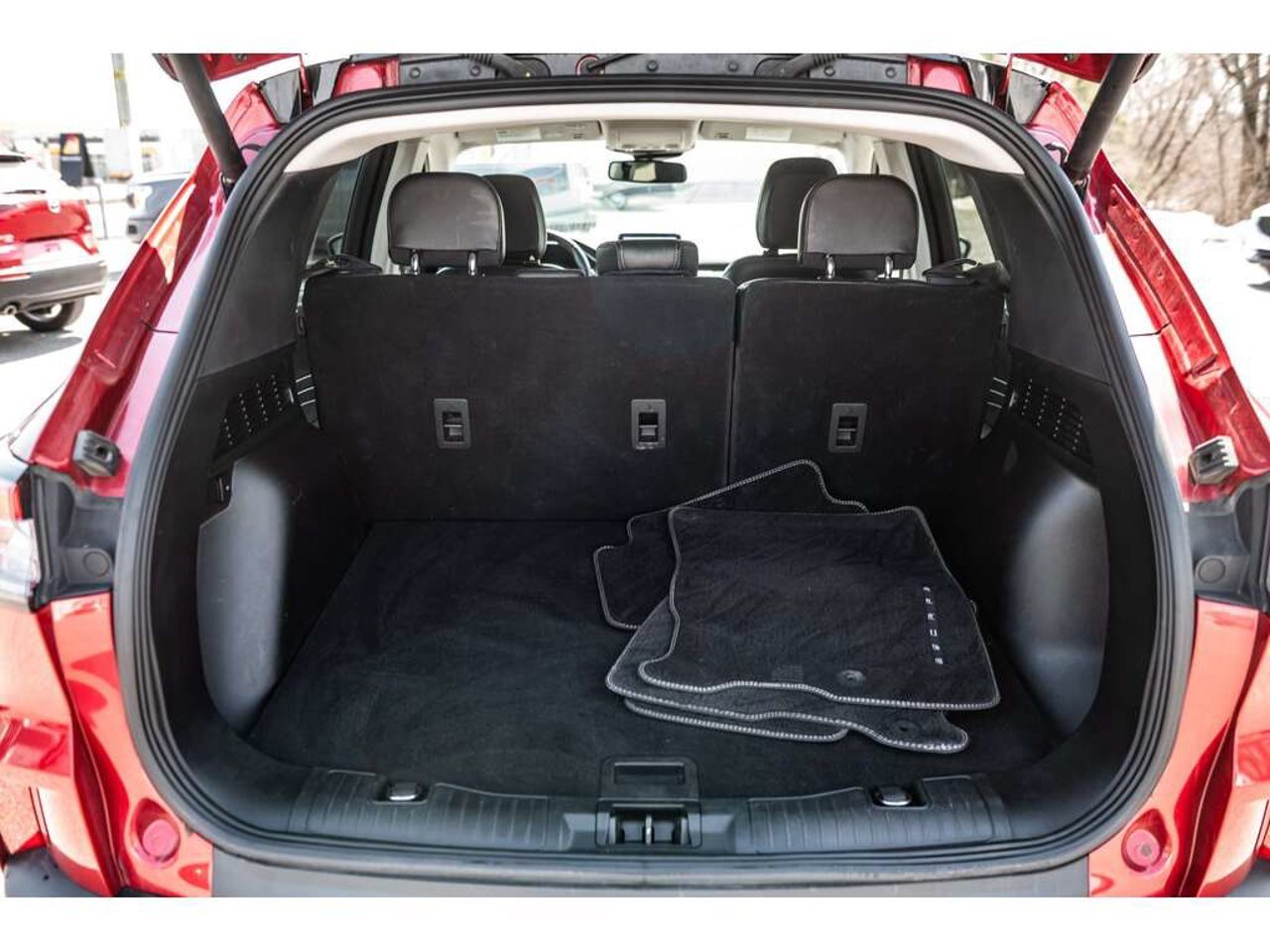 2021 Ford Escape Red Sainte-Julienne - photo #11
