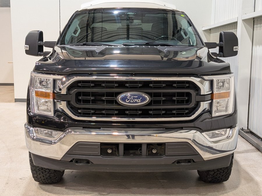 Ford F-150 XLT 4WD SuperCab 6.5' Box 2022 Noir