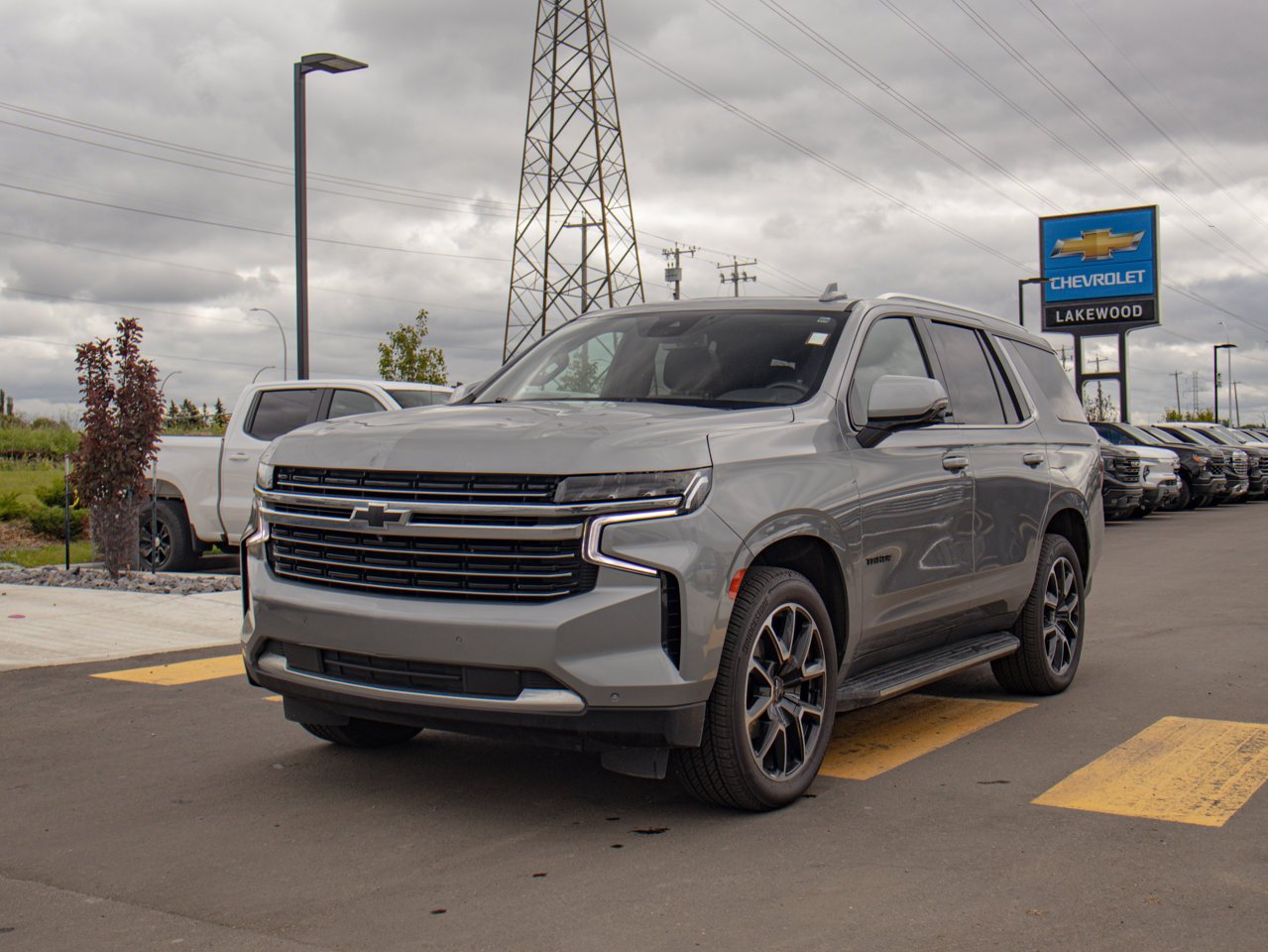 2023 Chevrolet Tahoe 4WD 4dr LT Grey Sherwood Park - photo #3