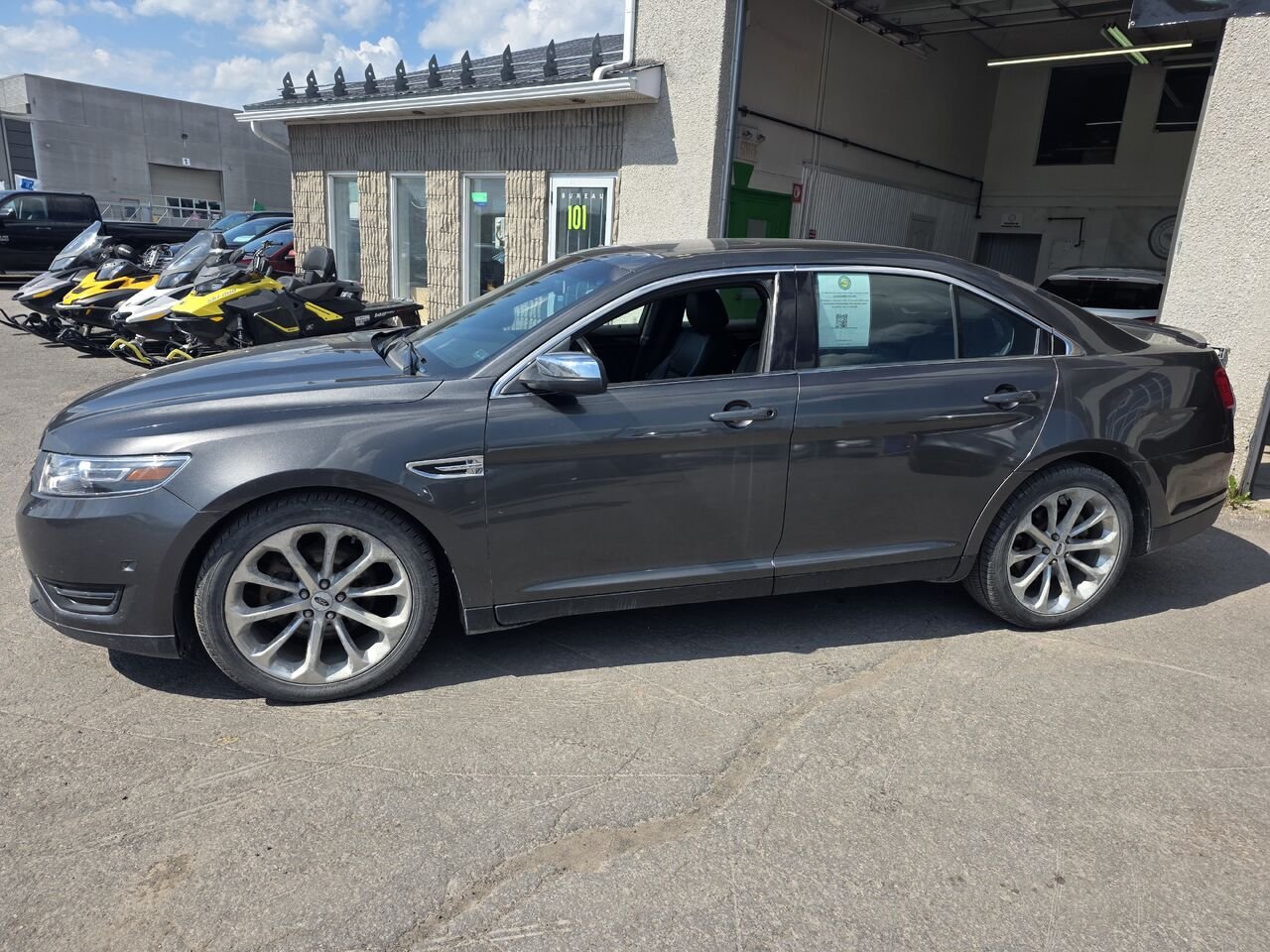 Ford Taurus 2016 Noir Longueuil, - photo #2