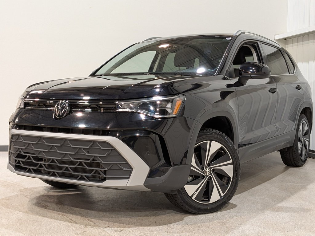 2025 Volkswagen Taos Comfortline 4MOTION Black Val-David - photo #0