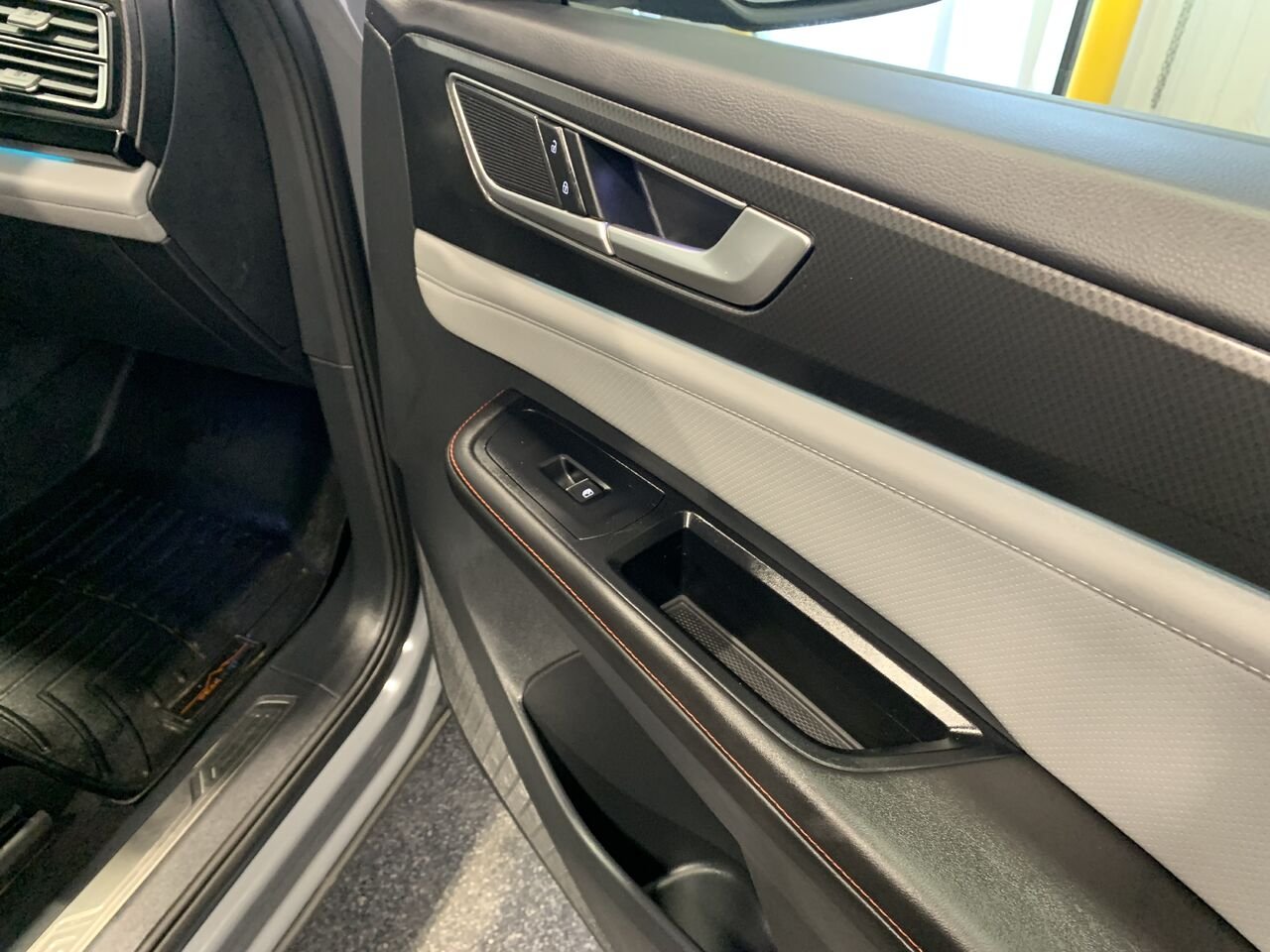 Volkswagen Atlas PEAK EDITION ATLAS PEAK EDITION 2025 Gris Châteauguay - photo #27