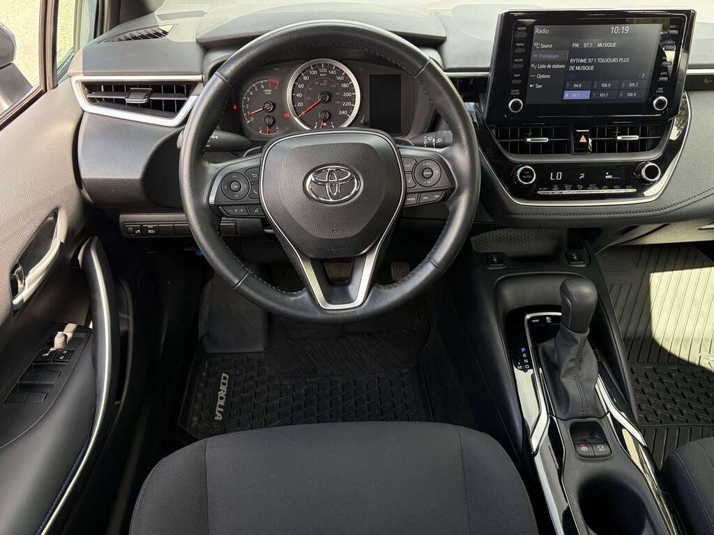 2022 Toyota Corolla SE Blue Gatineau - photo #12