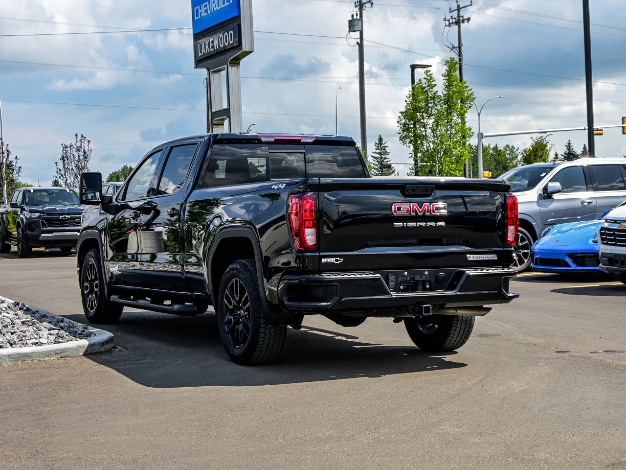 2023 GMC Sierra 1500 4WD Crew Cab 157 Elevation Black Sherwood Park - photo #10