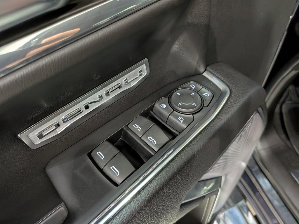 2023 GMC Sierra 1500 4WD Crew Cab 157" Denali Grey Val-David - photo #37