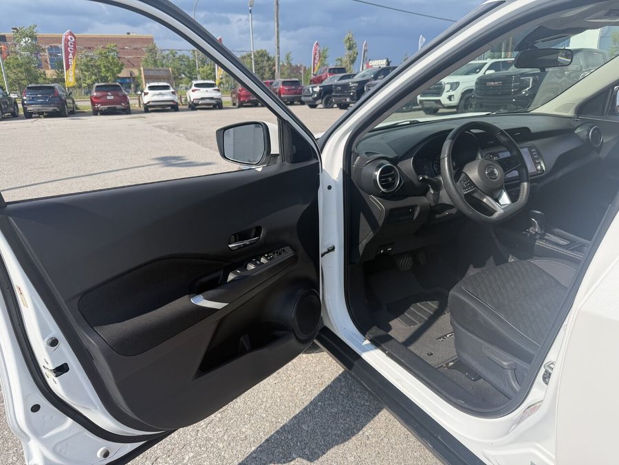 NISSAN KICKS SV 2021 2021 Gris