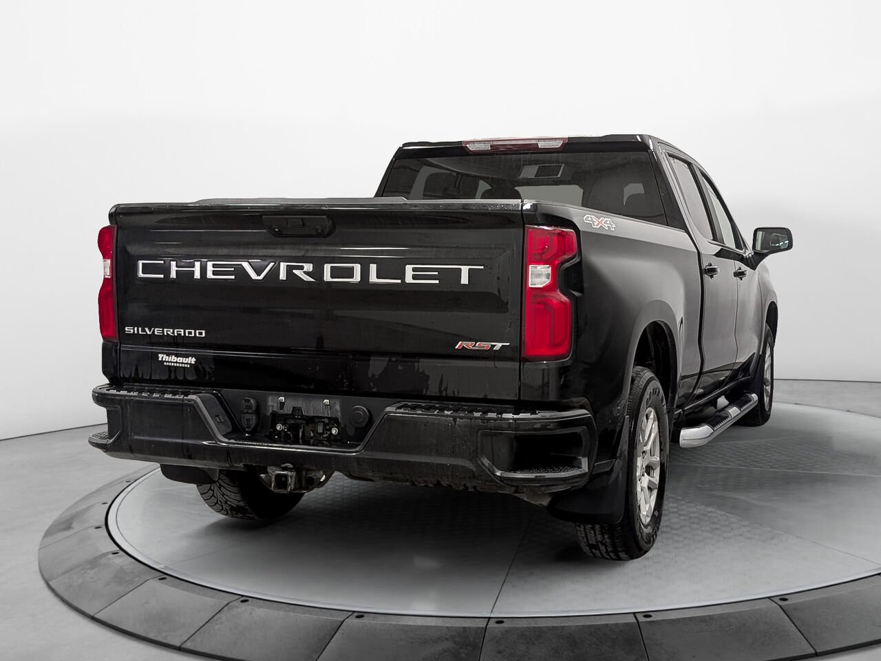 2022 CHEVROLET Silverado 1500 RST 4WD Crew Cab Moteur V8 5.3L 6 Places Black Sherbrooke - photo #4