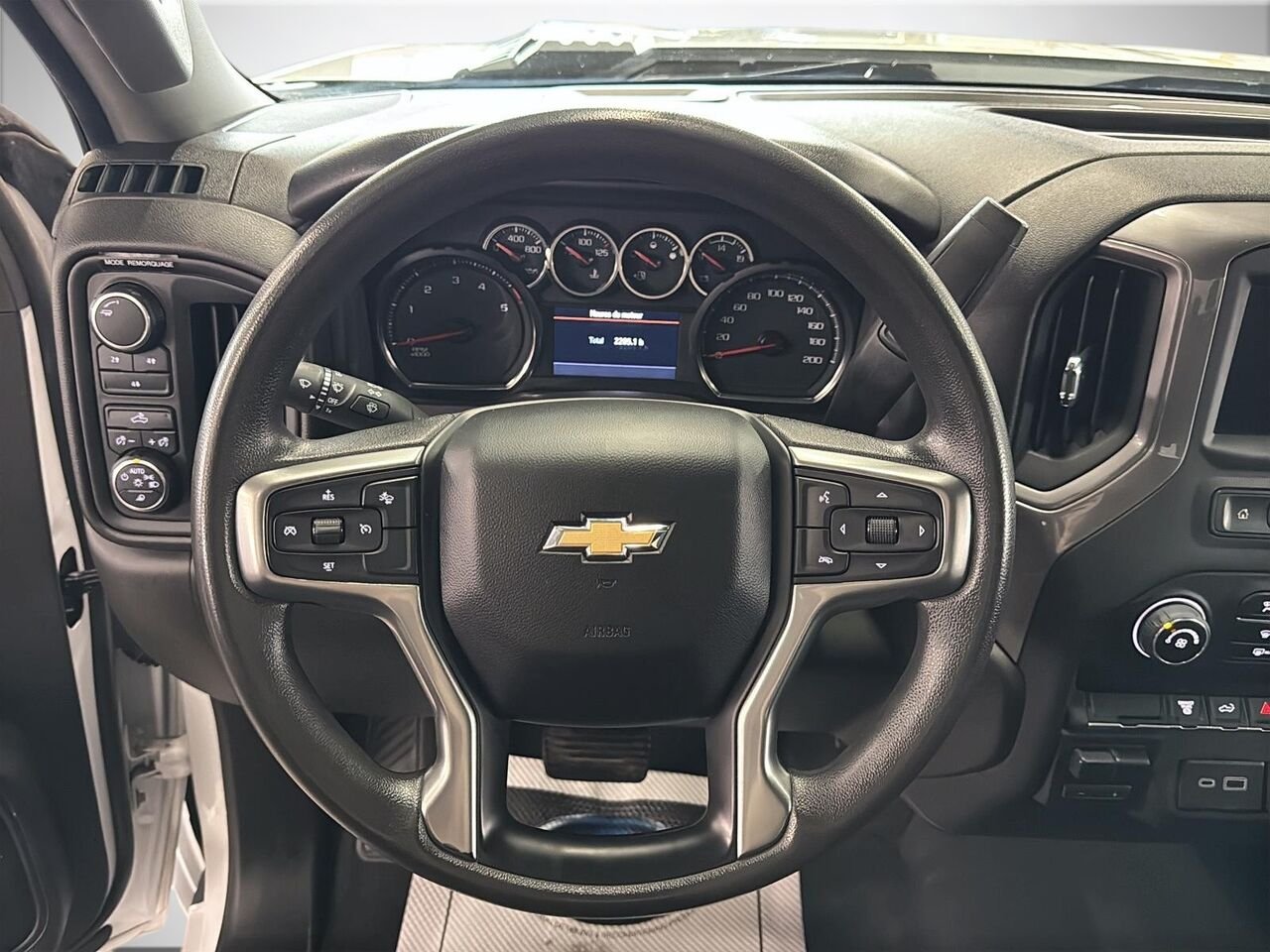 CHEVROLET SILVERADO CUSTOM 2500 2023 Blanc Saint-Hyacinthe - photo #10