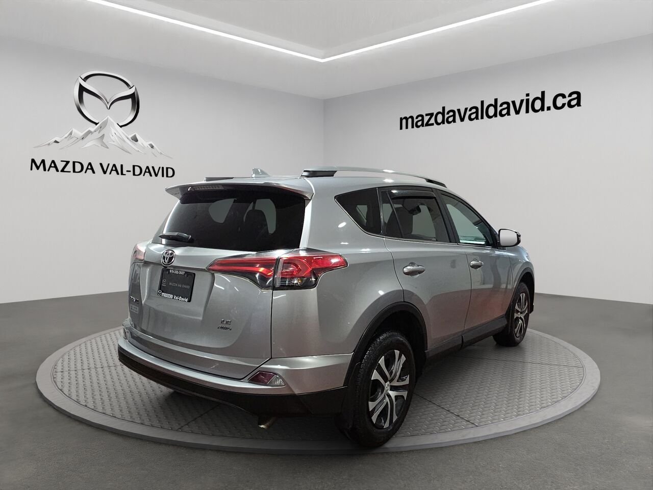 2017 Toyota RAV4 Traction intégrale 4 portes LE, caméra de recul, sièges chauffant, commande audio au volant Grey Val-David - photo #22