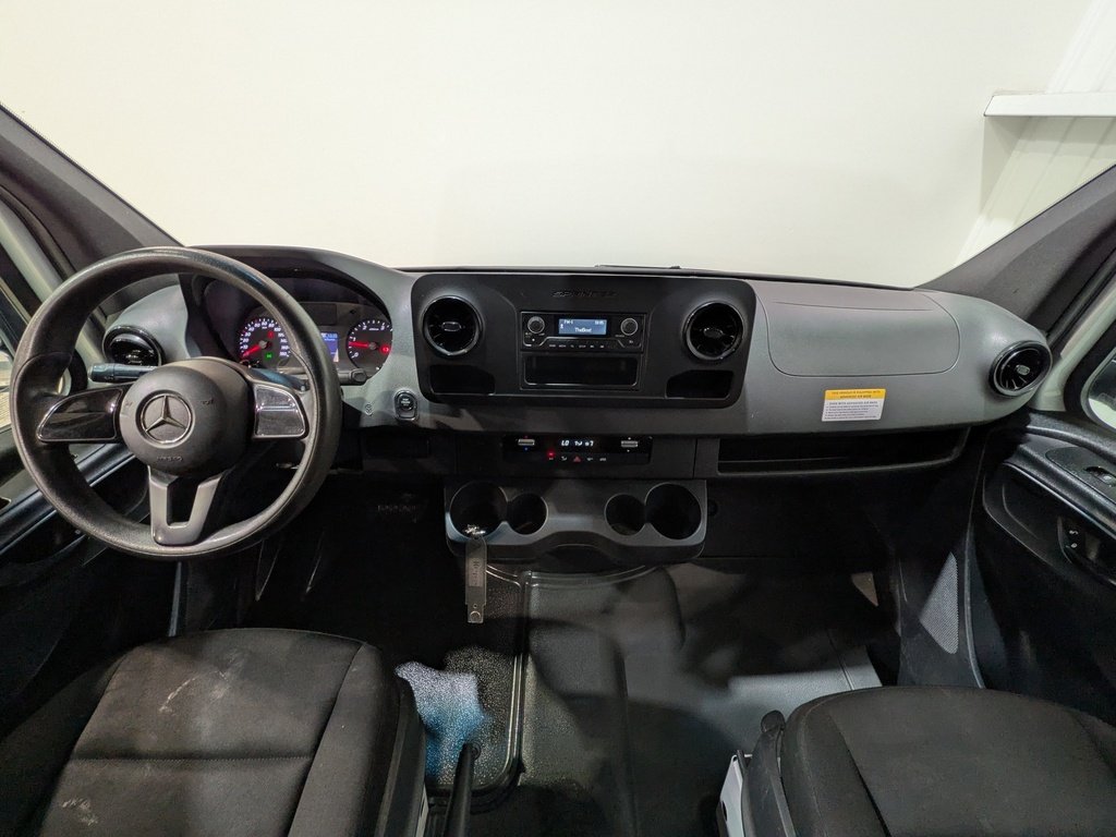 Mercedes-Benz Sprinter Van 2500 High Roof V6 144" 2020 Blanc Val-David - photo #13