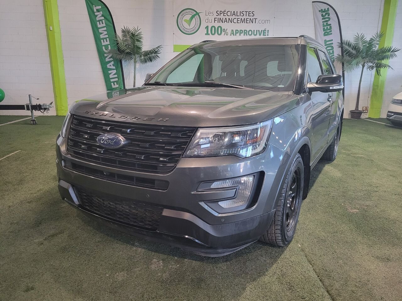 Ford Explorer 2017 Gris Longueuil, - photo #1
