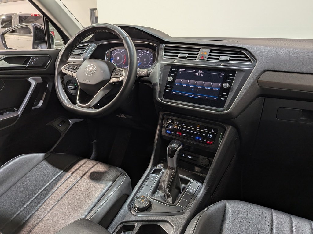 2024 Volkswagen Tiguan Comfortline 4MOTION Black Val-David - photo #19