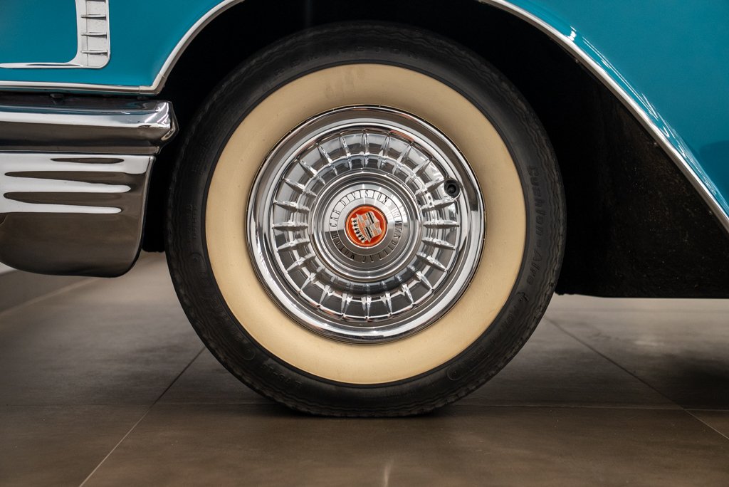 Cadillac Series 62 1958 Bleu Montréal - photo #19