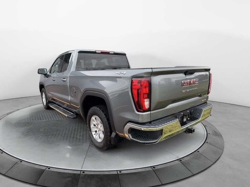GMC Sierra 1500 NIV 1GTR9BEKXKZ303921 2019 Gris Chicoutimi - photo #2