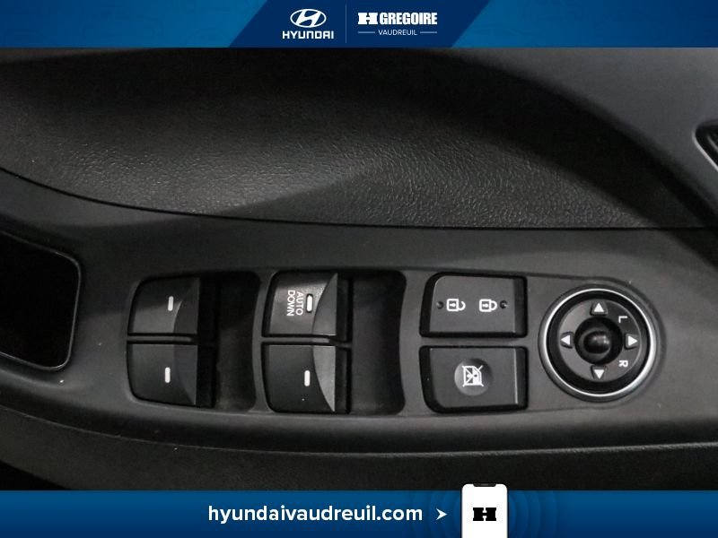 2016 Hyundai Elantra White Laval - photo #18