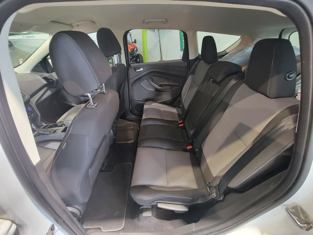 2017 Ford Escape White  - photo #11
