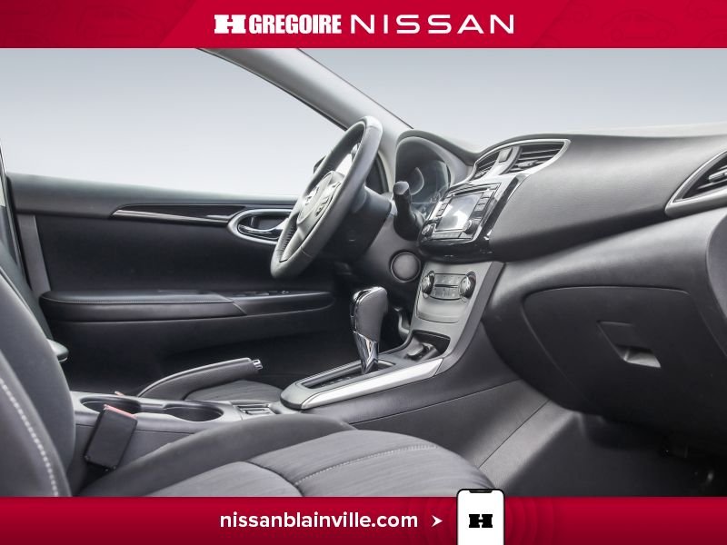 Nissan Sentra 2017 Blanc Laval - photo #27