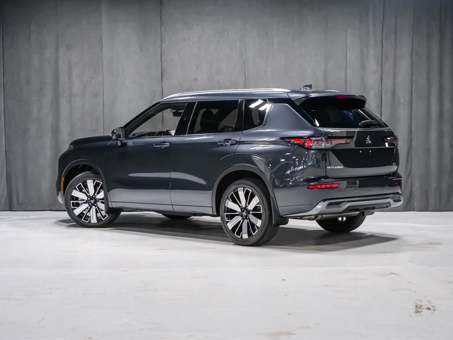 Mitsubishi Outlander GT PREMIUM 2026 Gris pierre de lune/Toit noir