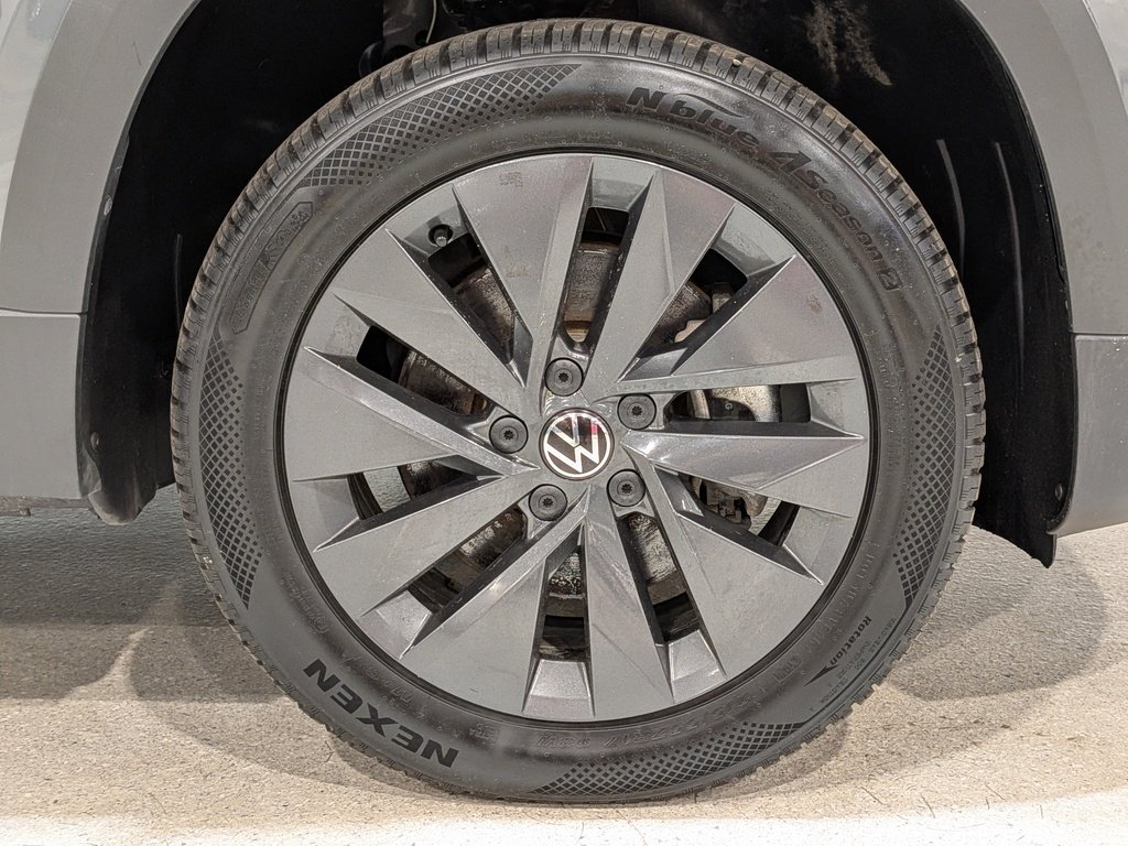 Volkswagen Taos Comfortline FWD 2024 Gris Val-David - photo #9