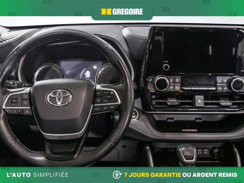 2024 Toyota Highlander Grey Saint-Eustache - photo #16